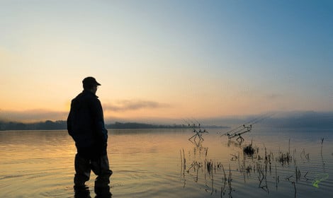 Where do carp go at night Carp fisherman at dusk